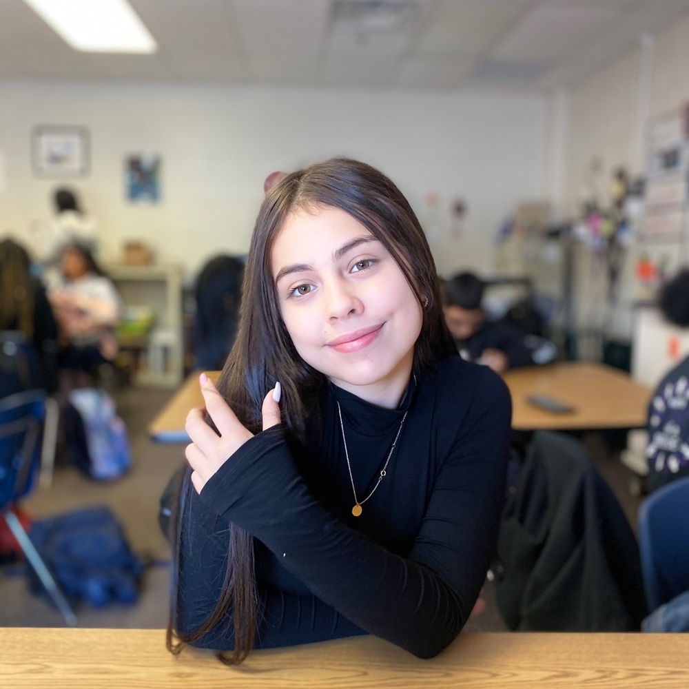 Meet your Posher, Adriana